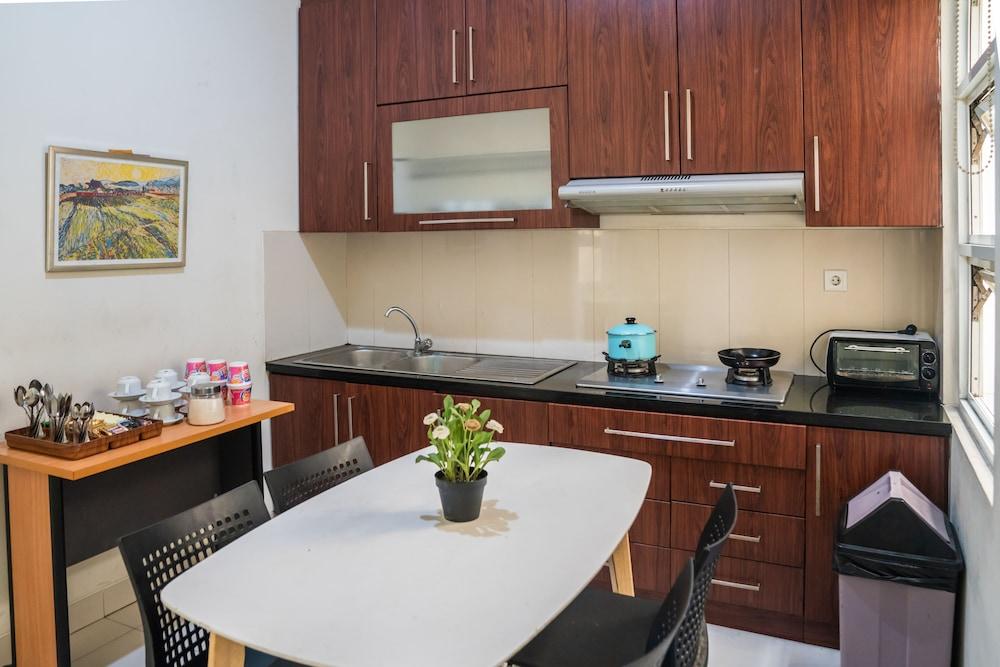 Legreen Suite Gatot Subroto Jakarta Luaran gambar